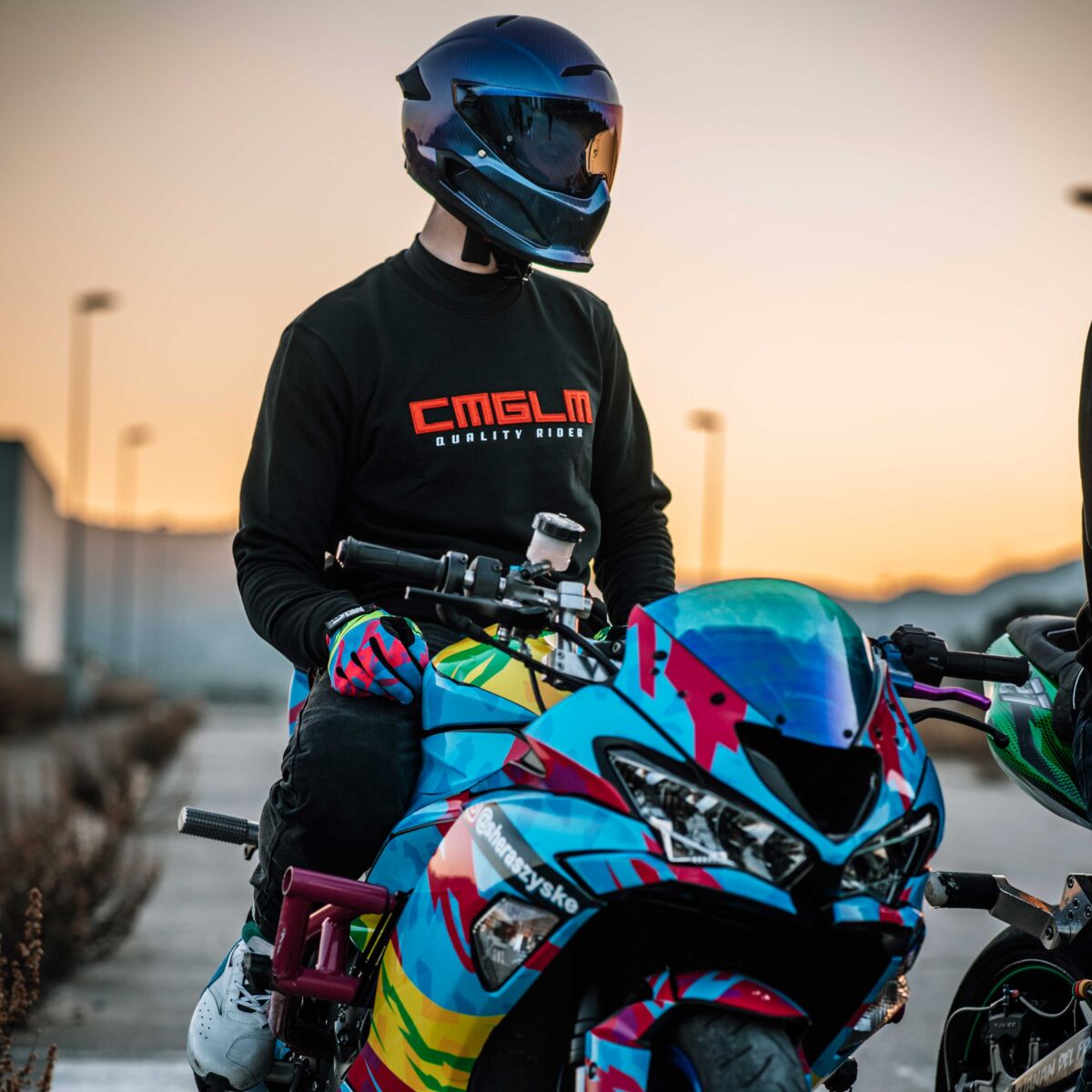 Sudadera Unisex CMGLM QR Crew - Black / Red